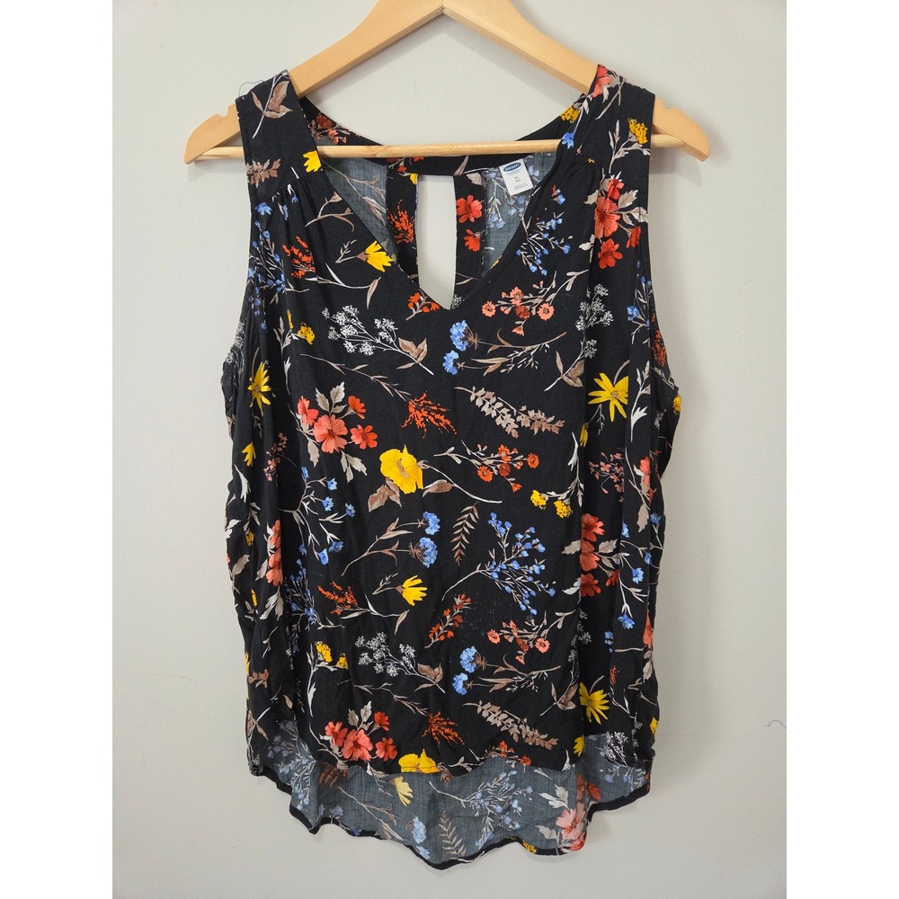 Old Navy Womens XL Black Floral V-Neck Sleeveless Tank Top Keyhole Back Rayon